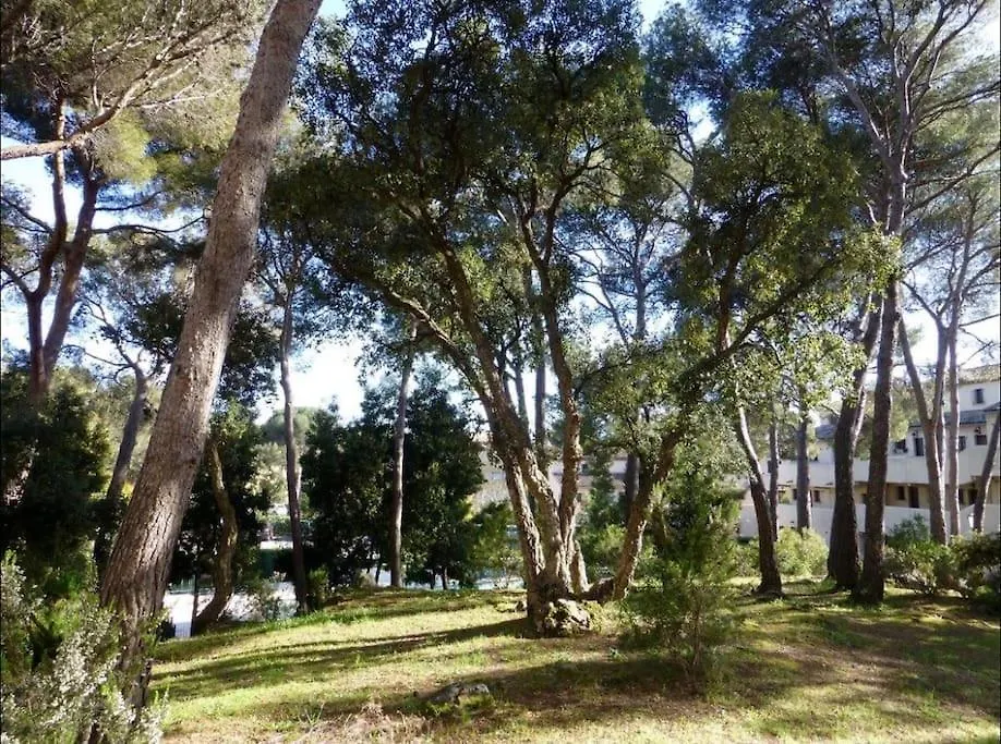 Apartment Hameau Des Pins - Plage - Piscine - Wifi - Clim Saint-Raphael  France