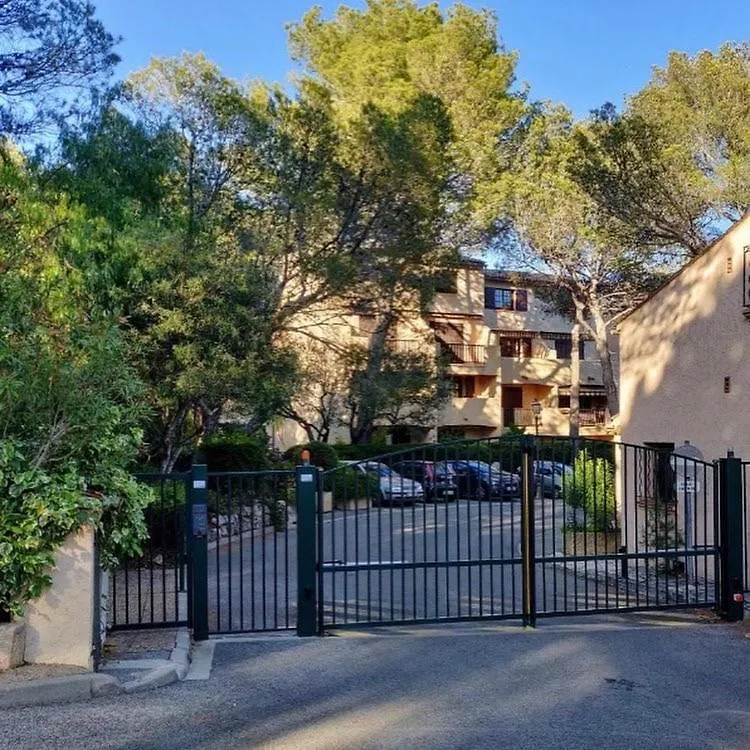 Hameau Des Pins - Plage - Piscine - Wifi - Clim Saint-Raphael  0*, Saint-Raphael (Var)